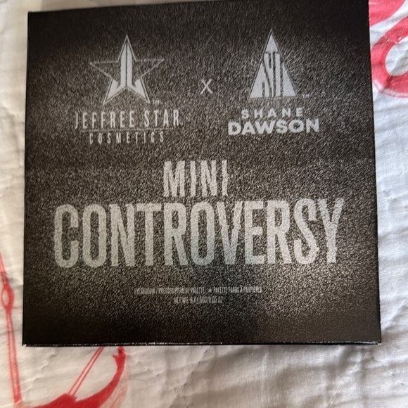 Jeffree Star x Shane Dawson Mini Controversy Palette - Picture 1 of 4